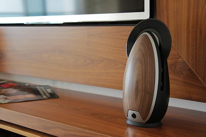 New vertical record player lets you play your vinyl with a remote control