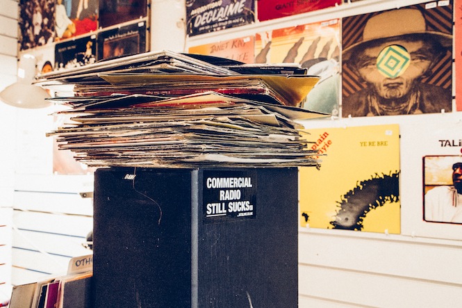 do_you_records_bright_wh_vf-20