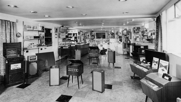 Electrical-Appliances-Department-at-HMV-London-Flagship-Store-e1360543523211