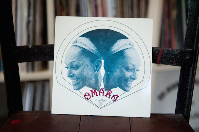 Sleeve design: Uncredited. Omaro Portuondo - Omara