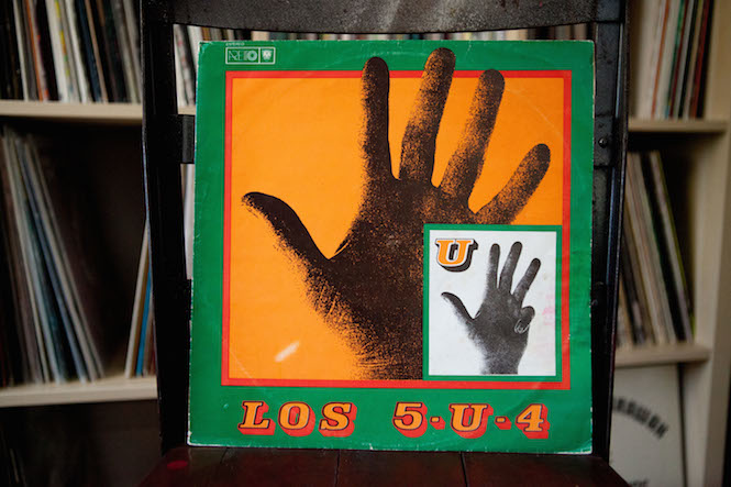 Sleeve design: Pablo Labañino. Los 5-U-4 - Self-Titled