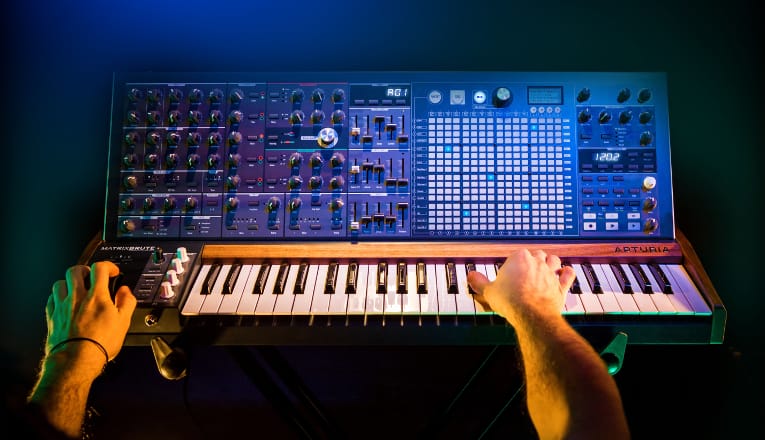arturia-matrixbrute-1