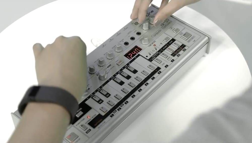 roland-tb-03-1512
