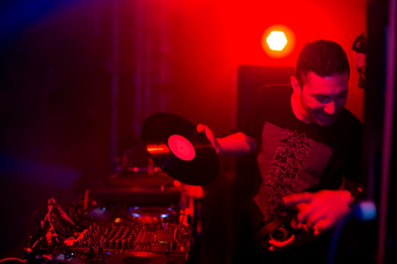 october b2b dj qu (fact stage)