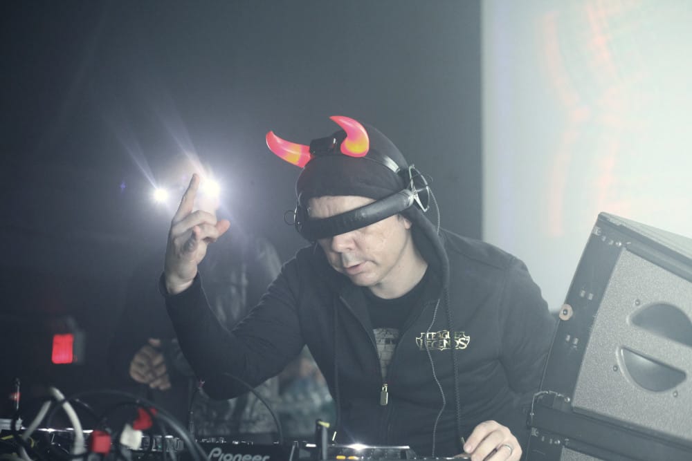 Bloodrave-CrystalMethod_erezavissar_022