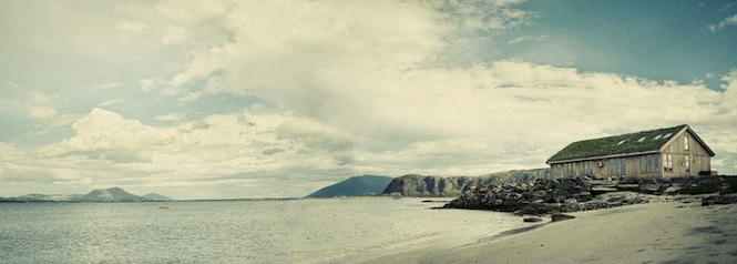 exterior-ocean-sounds-recording-studio