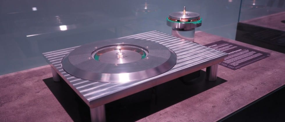 technics-inside-1