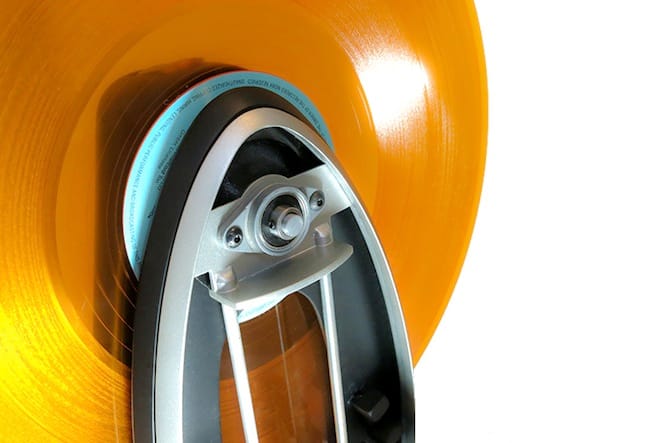 New vertical record player lets you play your vinyl with a remote control