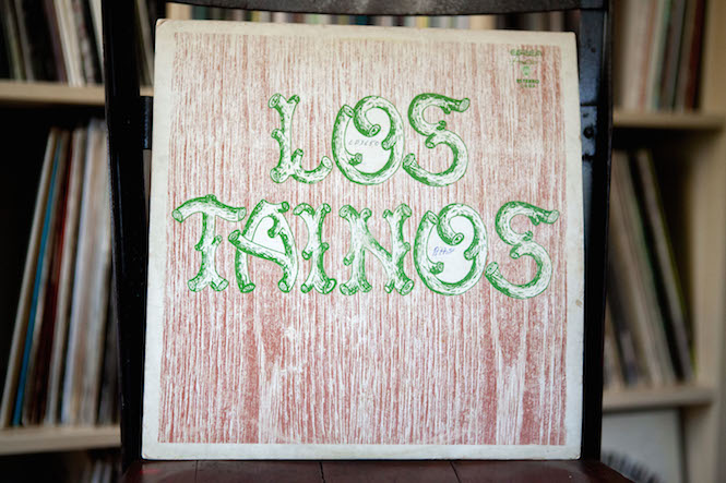 Sleeve design: Noelvis Díaz. Los Tainos - Self-Titled