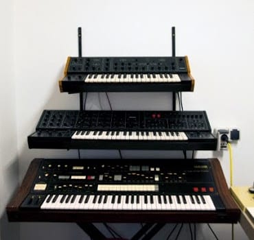 YAMAH CS 30